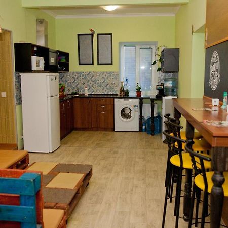 Capsularhouse Hostel Днепър Екстериор снимка
